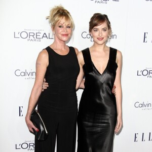 Melanie Griffith et sa fille Dakota Johnson à la 22e soirée des "ELLE Women in Hollywood" à Beverly Hills, le 19 octobre 2015.
