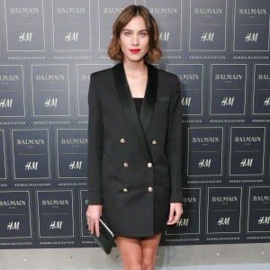 Alexa Chung lors de la soirée Balmain x H&M à New York le 20 octobre 2015