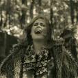 La chanteuse Adele dans le clip de Hello