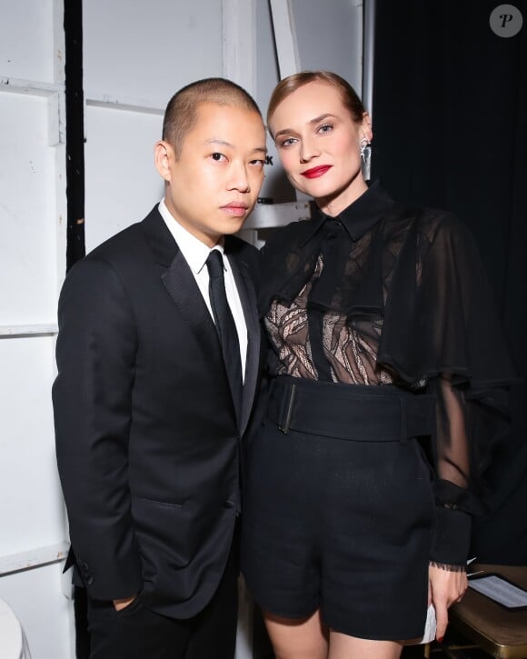 Jason Wu, Diane Kruger pendant la soirée Fashion Group International Night Of Stars Gala au Cipriani Wall Street à New York le 22 octobre 2015.