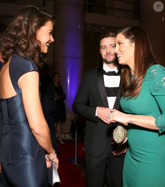 Katie Holmes, Justin Timberlake, Jessica Biel pendant la soirée Fashion Group International Night Of Stars Gala au Cipriani Wall Street à New York le 22 octobre 2015.