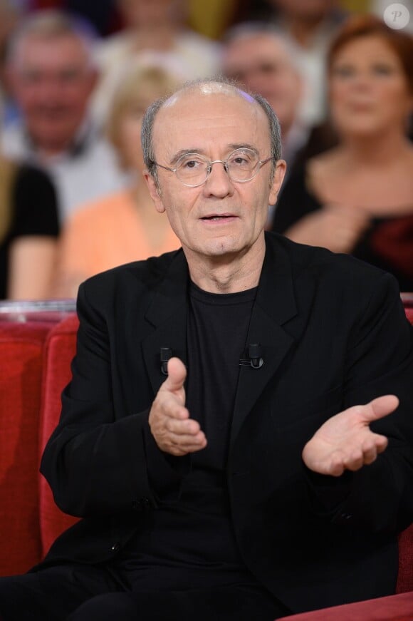 Philippe Geluck - Enregistrement de l'émission "Vivement Dimanche Prochain", consacrée à Laurent Gerra, à Paris le 21 octobre 2015. Diffusion le 25 octobre 2015 sur France 2.