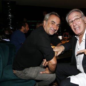 Exclusif - Antoine Duléry et Bernard Le Coq - Richard Orlinski organise un dîner et une vente aux enchères pour le Sidaction "Ensemble contre le Sida" au restaurant La Gioia à Paris, le 21 octobre 2015. ©Marc Ausset-Lacroix/Bestimage.