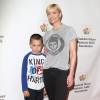 Jaime Pressly et son fils Dezi James Calvo - 26e soirée caritative "The Elizabeth Glaser Pediatric AIDS" à Los Angeles, le 25 octobre 2015