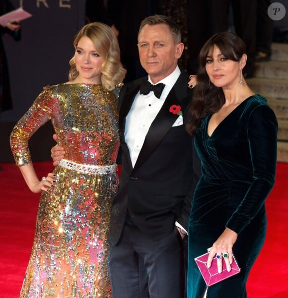 Léa Seydoux, Daniel Craig et Monica Bellucci à l'avant-première mondiale de James Bond Spectre au Royal Albert Hall à Londres le 26 octobre 2015.