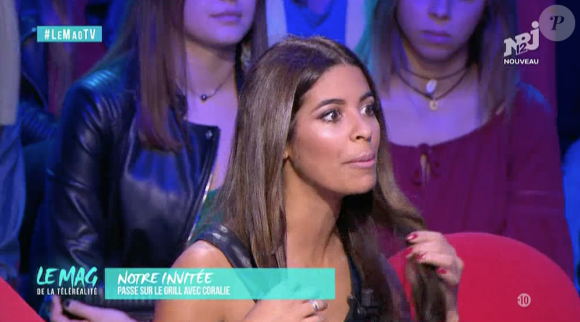 Alia balance sur Ali dans le Mag de la télé réalité sur NRJ12. Le 26 octobre 2015.