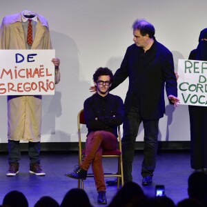 Michaël Gregorio et Raphaël Mezrahi - La grande soirée de l'humour muet dans le cadre du Festival d'Humour de Paris au Théâtre des Feux de La Rampe à Paris le 26 octobre 2015. ©Giancarlo Gorassini/Bestimage