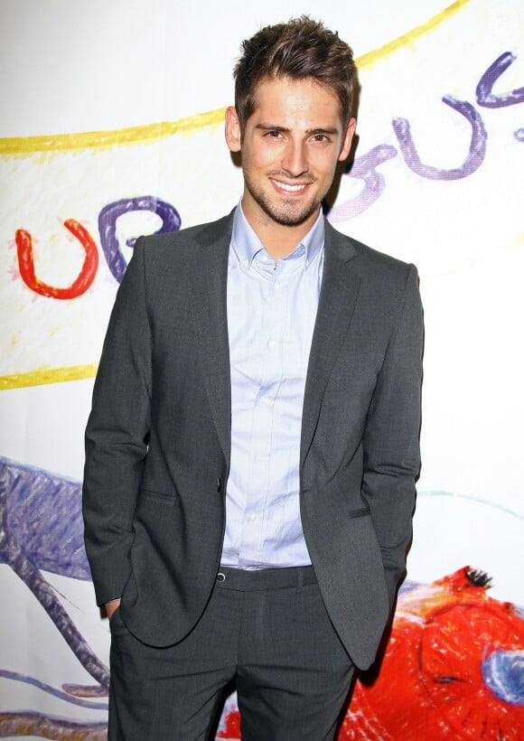 Jean-Luc Bilodeau - Soiree "Stand Up For Gus", organisee par Jason Patric, au Bootsy Bellows a West Hollywood. Le 13 novembre 2013  Stand Up For Gus ,Founded by Jason Patric. Benefit held at Bootsy Bellows in West Hollywood, California on November 13th, 2013.13/11/2013 - West Hollywood