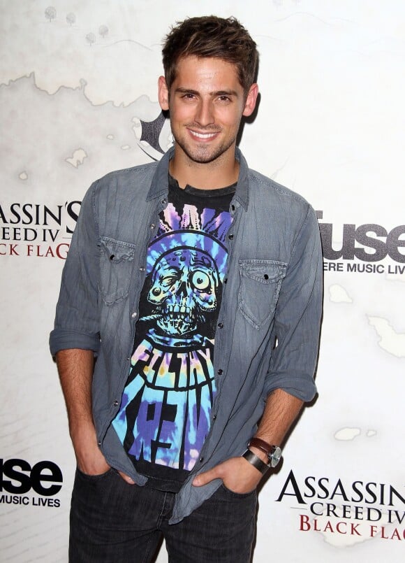 Jean-Luc Bilodeau - Soiree de lancement du nouveau jeu "Assasin's Creed IV Black Flag" a West Hollywood, le 22 octobre 2013.  Assasin's Creed IV Black Flag Launch Party hosted by Elijah Wood held at Greystone Manor in West Hollywood, California on October 22nd, 2013.22/10/2013 - West Hollywood