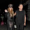 Lindsay Lohan et le photographe Mert Alas assistent à la soirée de coup d'envoi des Veuve Clicquot Widow Series, organisée par Veuve Clicquot et Nick Knight. Londres, le 28 octobre 2015.