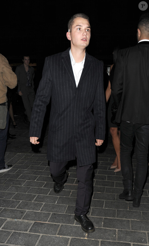 Rafferty Law (fils de Jude Law et Sadie Frost) assiste à la soirée de coup d'envoi des Veuve Clicquot Widow Series, organisée par Veuve Clicquot et Nick Knight. Londres, le 28 octobre 2015.