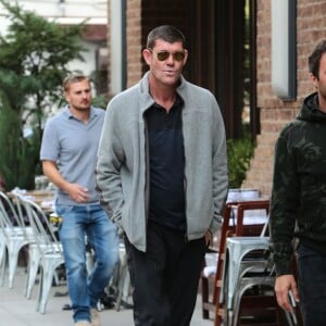 James Packer, le millionnaire amoureux de Mariah Carey, se promène dans les rues de New York. Le 21 septembre 2015