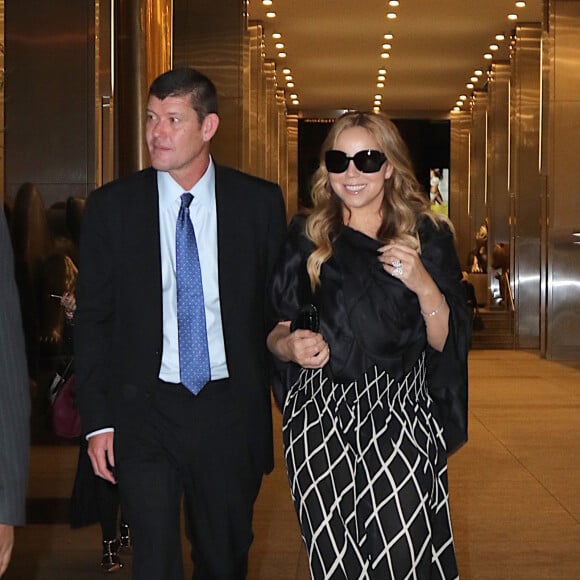 Mariah Carey et son compagnon James Packer sont allés dîner au restaurant Nobu à New York. Le 24 septembre 2015