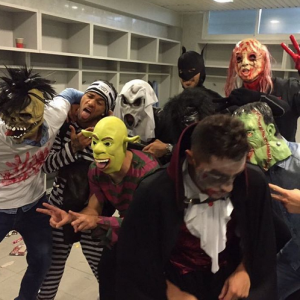 Gérard Piqué et les joueurs du FC Barcelone ont fêté Halloween après leur match contre le FC Getalfe / photo postée sur Instagram.