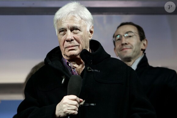 Guy Bedos - Rassemblement place de la République à Paris pour la 8ème Journée mondiale pour le droit de mourir dans la dignité, le 2 novembre 2015.