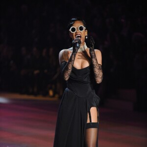 Rihanna lors du défilé Victoria's Secretle 7 novembre 2012