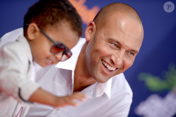 Derek Jeter avec son neveu Jalen Jeter-Martin aux Nickelodeon Kids' Choice Sports Awards en juillet 2015