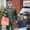 Ben Affleck en compagnie de ses enfants Seraphina et Samuel Los Angeles, le 8 mai 2015