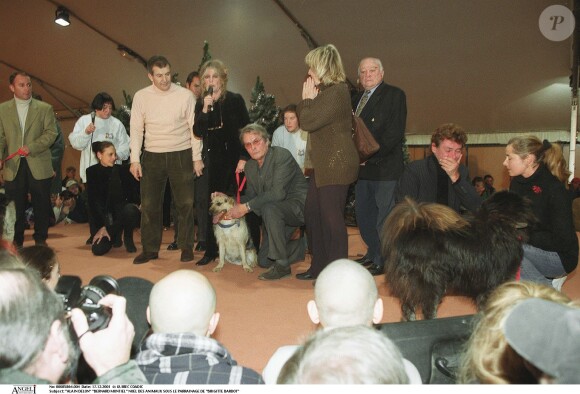 Alain Delon et Brigitte Bardot pour le Noël des animaux sous le parainnage de Brigitte Bardot en 2001