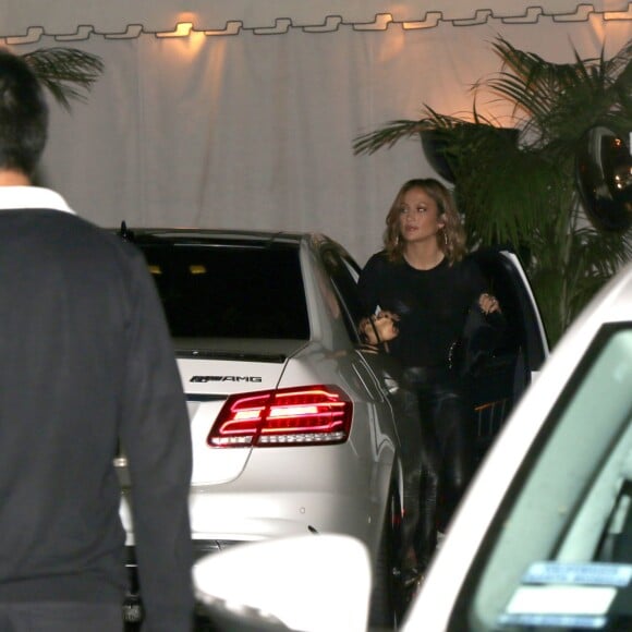 Jennifer Lopez est allée dîner avec son ex-compagnon Casper Smart au Chateau Marmont à West Hollywood. Le 8 août 2015