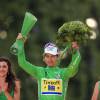 Peter Sagan avec le maillot vert du meilleur sprinter sur les Champs-Elysees à Paris, le 26 juillet 2015