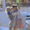 Exclusif - Kate Hudson et son fiancé Matthew Bellamy profitent de la plage avec leurs enfants Ryder et Bingham lors de leurs vacances à Ibiza, le 19 juin 2014