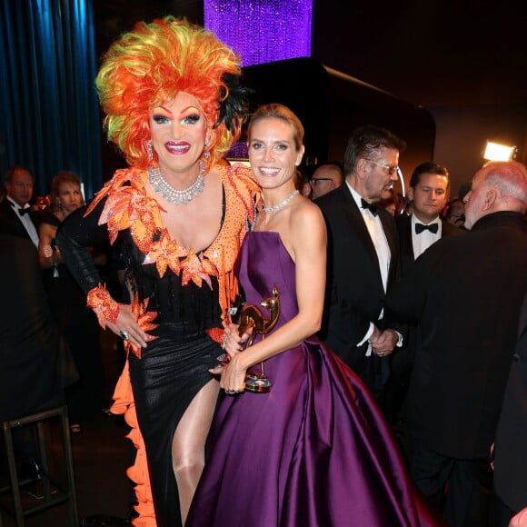 Olivia Jones, Heidi Klum - Intérieur - Cérémonie des "Bambi Awards" à Berlin, le 12 novembre 2015.