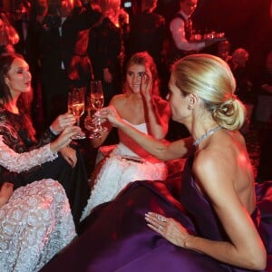 Vanessa Fuchs, Stefanie Giesinger, Heidi Klum - Intérieur - Cérémonie des "Bambi Awards" à Berlin, le 12 novembre 2015.