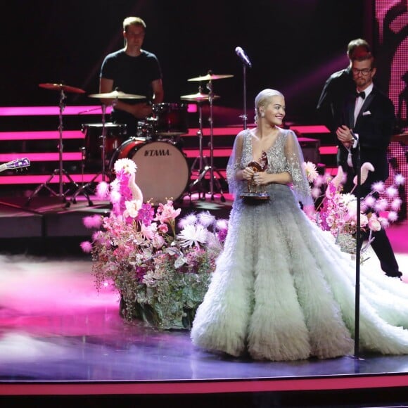 Rita Ora - Scène - Cérémonie des "Bambi Awards" à Berlin, le 12 novembre 2015.