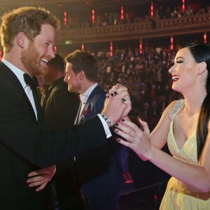 Le prince Harry et Kacey Musgraves au Royal Variety Performance au Albert Hall à Londres, le 13 novembre 2015.