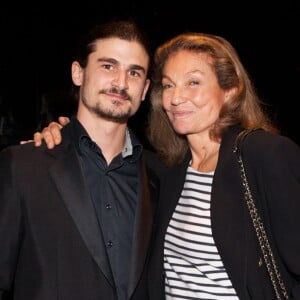 Sachka Lelouch et sa tante Martine Lelouch lors de la 7e cérémonie de l'Excellence Francaise à la Philharmonie de Paris, le 17 novembre 2015.