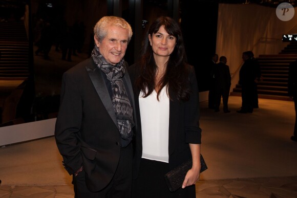 Claude Lelouch et sa compagne Valérie Perrin lors de la 7e cérémonie de l'Excellence Francaise à la Philharmonie de Paris, le 17 novembre 2015.