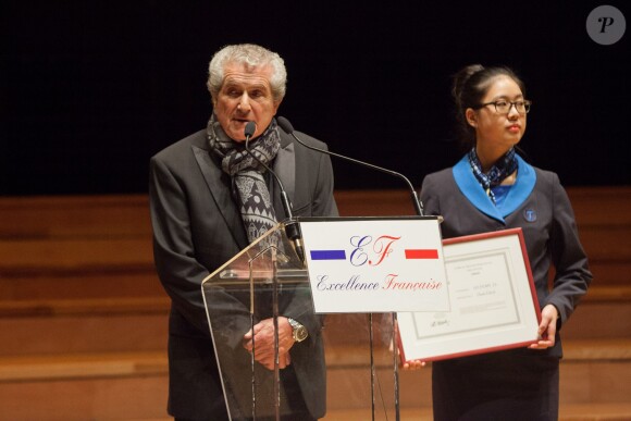 Claude Lelouch récompensé pour Les Films 13 lors de la 7e cérémonie de l'Excellence Francaise à la Philharmonie de Paris, le 17 novembre 2015.