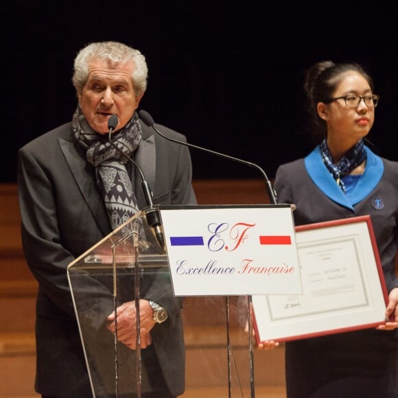 Claude Lelouch récompensé pour Les Films 13 lors de la 7e cérémonie de l'Excellence Francaise à la Philharmonie de Paris, le 17 novembre 2015.