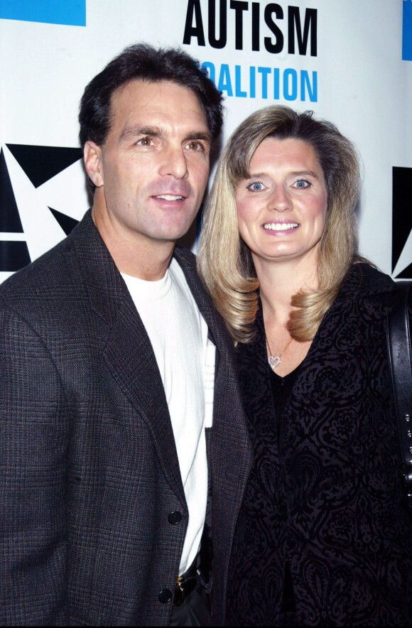 Doug Flutie avec son épouse à New York le 28 février 2003. 