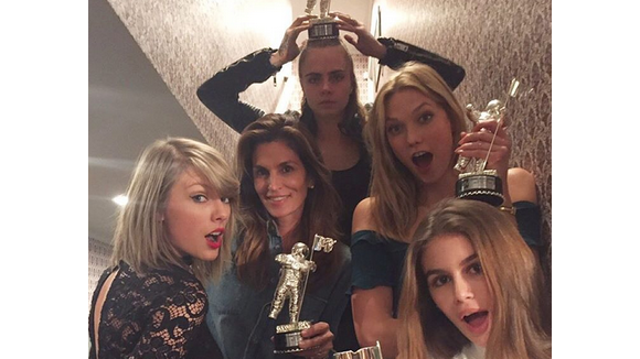 Taylor Swift et ses copines Cindy Crawford et Lily Aldridge : Son gang remercié