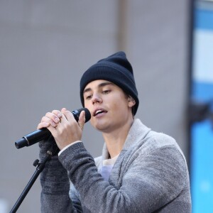 Justin Bieber lors de l'émission "Today" au Rockefeller Center à New York, le 18 novembre 2015.