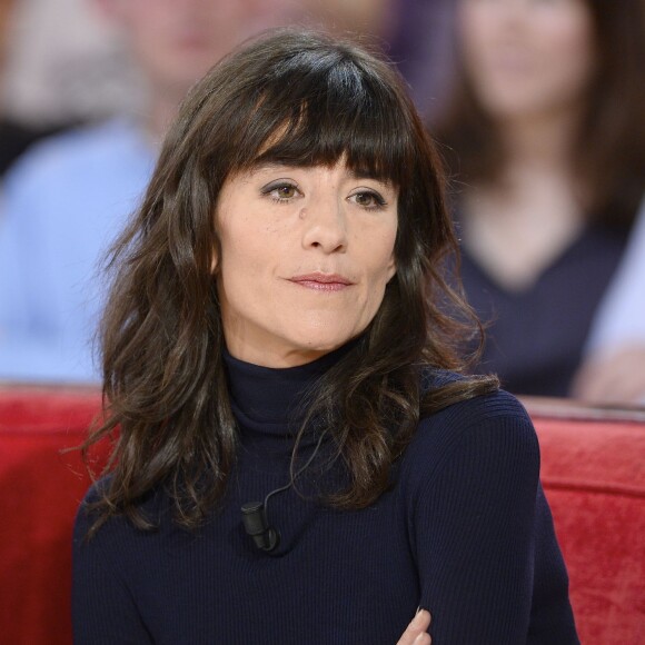 Romane Bohringer - Enregistrement de l'émission "Vivement Dimanche" à Paris le 25 Novembre 2015 et qui sera diffusée le 29 Novembre 2015.