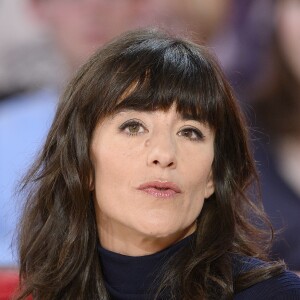 Romane Bohringer - Enregistrement de l'émission "Vivement Dimanche" à Paris le 25 Novembre 2015 et qui sera diffusée le 29 Novembre 2015.