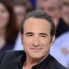 Jean Dujardin - Enregistrement de l'émission "Vivement Dimanche" à Paris le 25 Novembre 2015 et qui sera diffusée le 29 Novembre 2015.