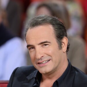 Jean Dujardin - Enregistrement de l'émission "Vivement Dimanche" à Paris le 25 Novembre 2015 et qui sera diffusée le 29 Novembre 2015.