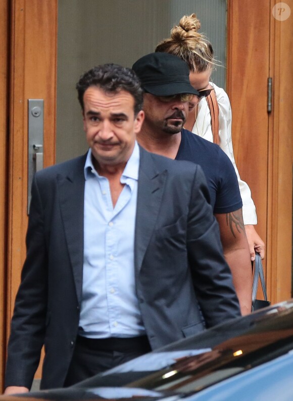 Exclusif - Olivier Sarkozy et sa fiancée Mary-Kate Olsen dans les rues de New York, le 20 août 2015.