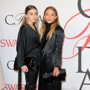 Mary-Kate Olsen et sa soeur jumelle Ashley Olsen - People à la soirée des CFDA Fashion Awards 2015 au Lincoln Center à New York, le 1er juin 2015.