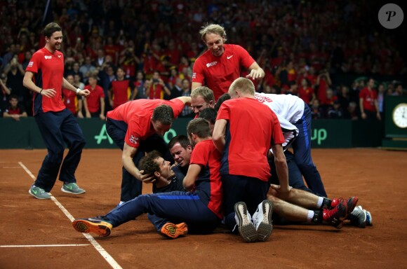 Andy Murray a offert la Coupe Davis à la Grande-Bretagne après la finale victorieuse face à la Belgique, le 29 novembre 2015 à Gand