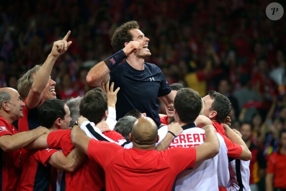 Andy Murray a offert la Coupe Davis à la Grande-Bretagne après la finale victorieuse face à la Belgique, le 29 novembre 2015 à Gand