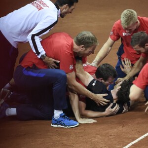 Andy Murray a offert la Coupe Davis à la Grande-Bretagne après la finale victorieuse face à la Belgique, le 29 novembre 2015 à Gand