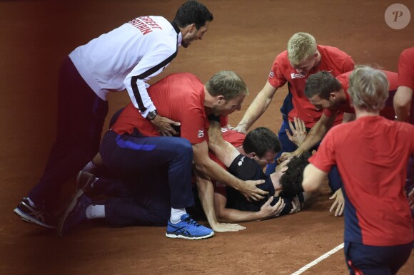 Andy Murray a offert la Coupe Davis à la Grande-Bretagne après la finale victorieuse face à la Belgique, le 29 novembre 2015 à Gand