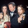 Vanessa Paradis avec Catherine Ringer et Serge Gainsbourg lors des Victoires de la musique en 1990