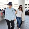 Lana Del Rey et son compagnon Francesco Carrozzini prennent un avion à Los Angeles le 30 juillet 2015.