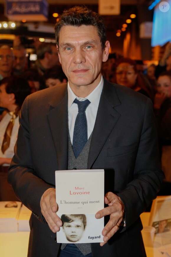 Marc Lavoine - 35ème Salon du Livre à la Porte de Versailles à Paris, le 21 mars 2015.